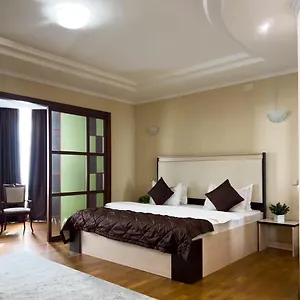 Отель 5, Алматы
